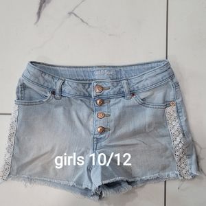 Cat & Jack girls Jean shorts size 10/12